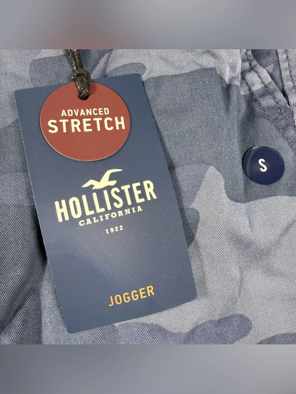 Hollister Men’s Blue Camo Jogger Pants NWT, Size Small, Advanced Stretch